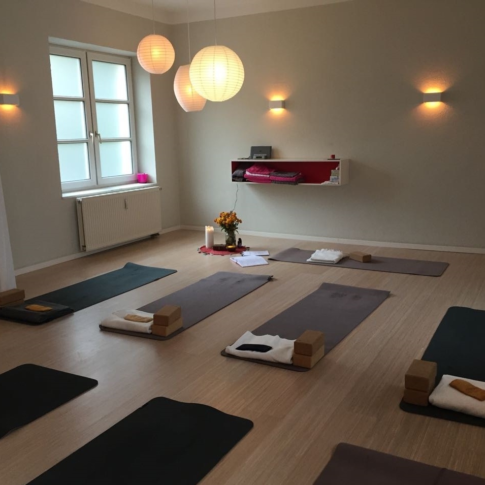 Yoga_Raum_quad